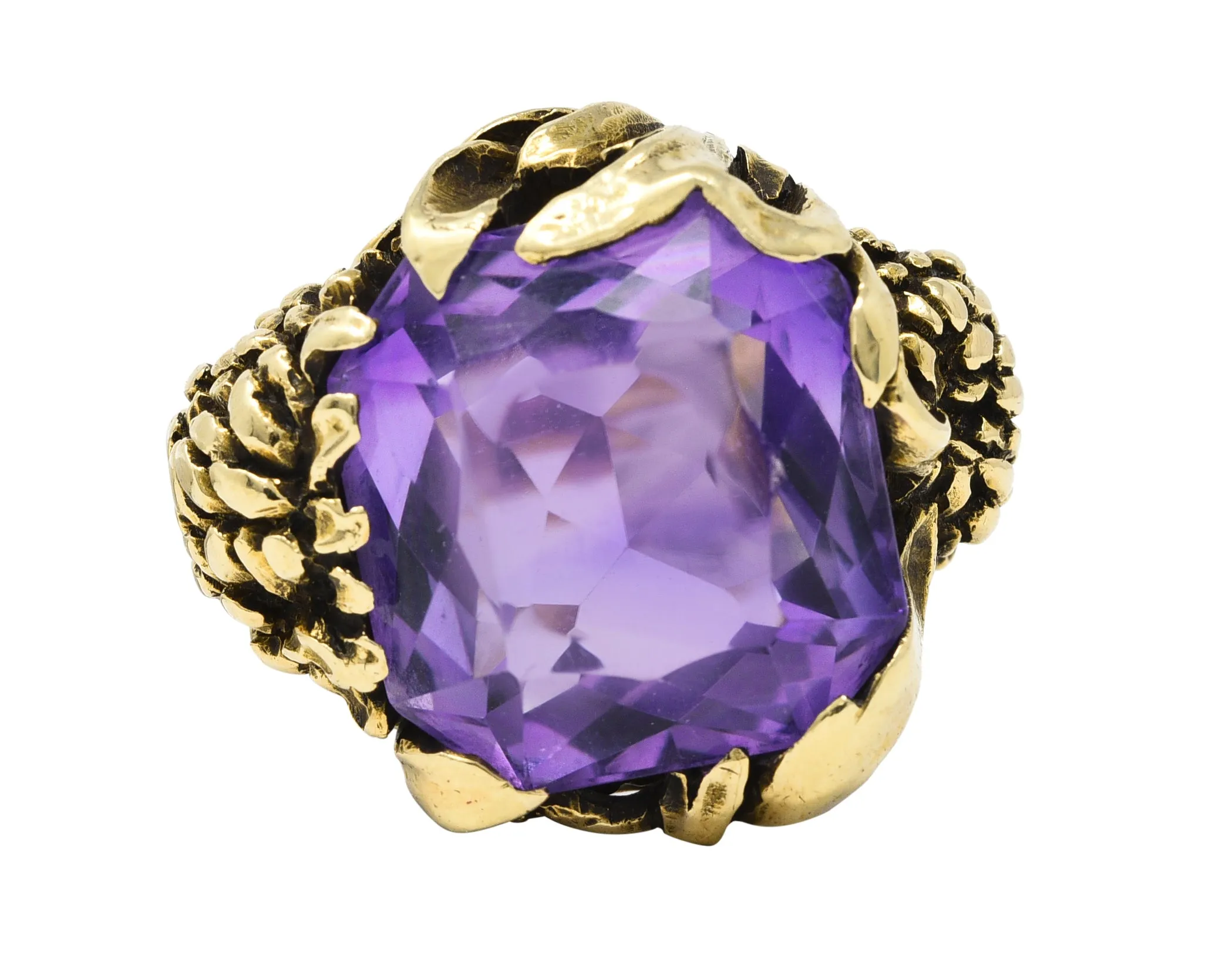 Art Nouveau Amethyst 14 Karat Yellow Gold Chrysanthemum Antique Flower Ring