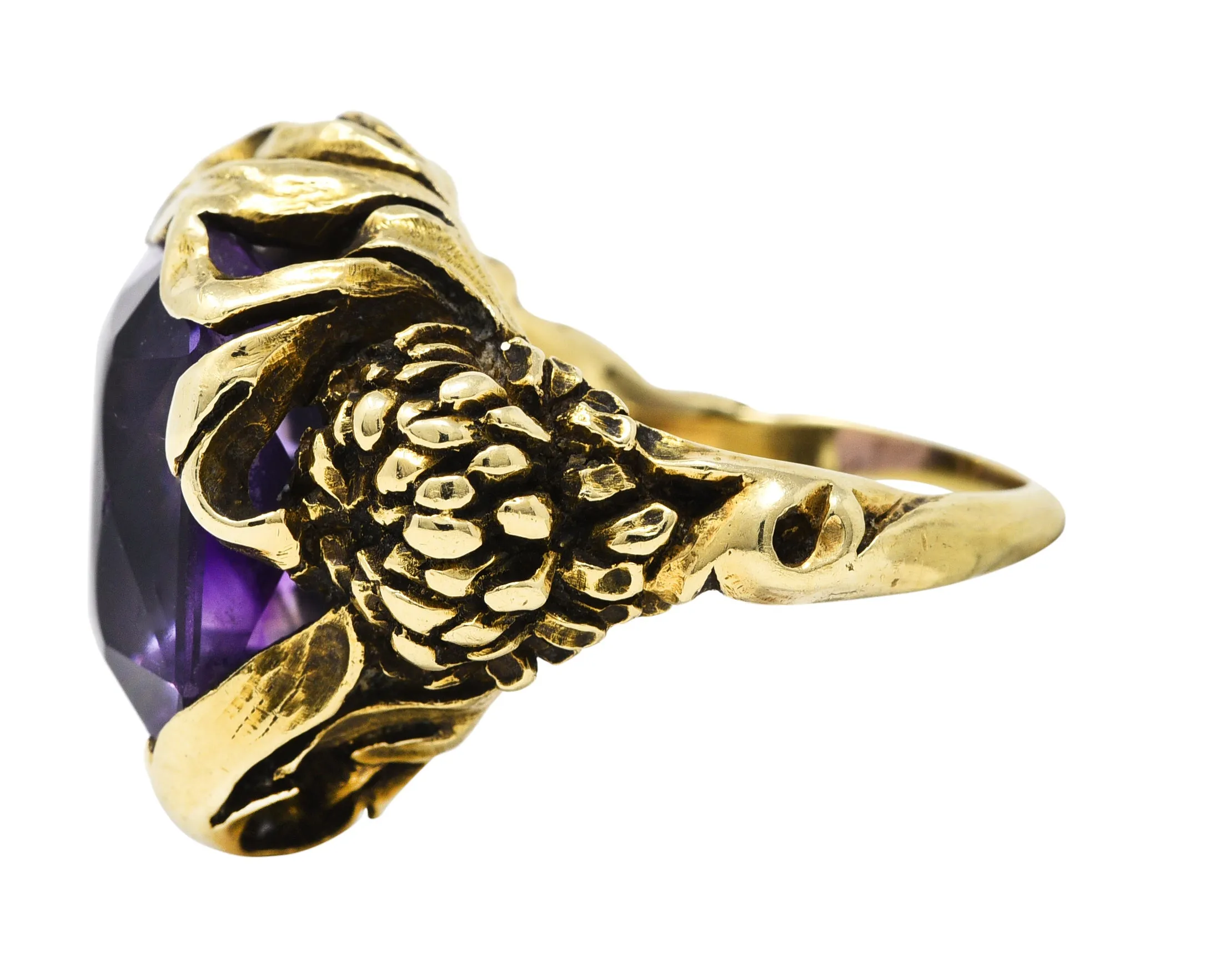 Art Nouveau Amethyst 14 Karat Yellow Gold Chrysanthemum Antique Flower Ring