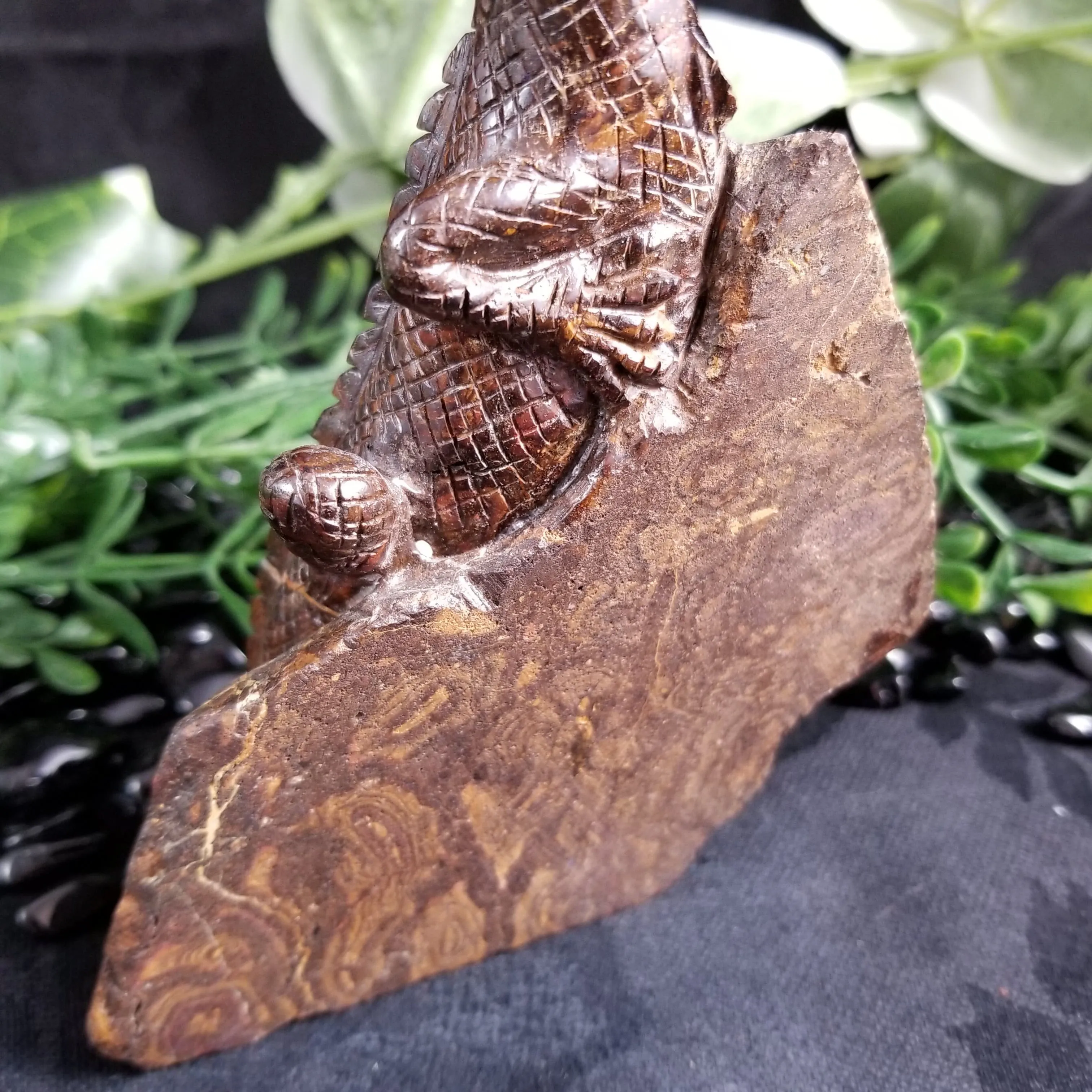 Boulder Opal Lizard (355 g)