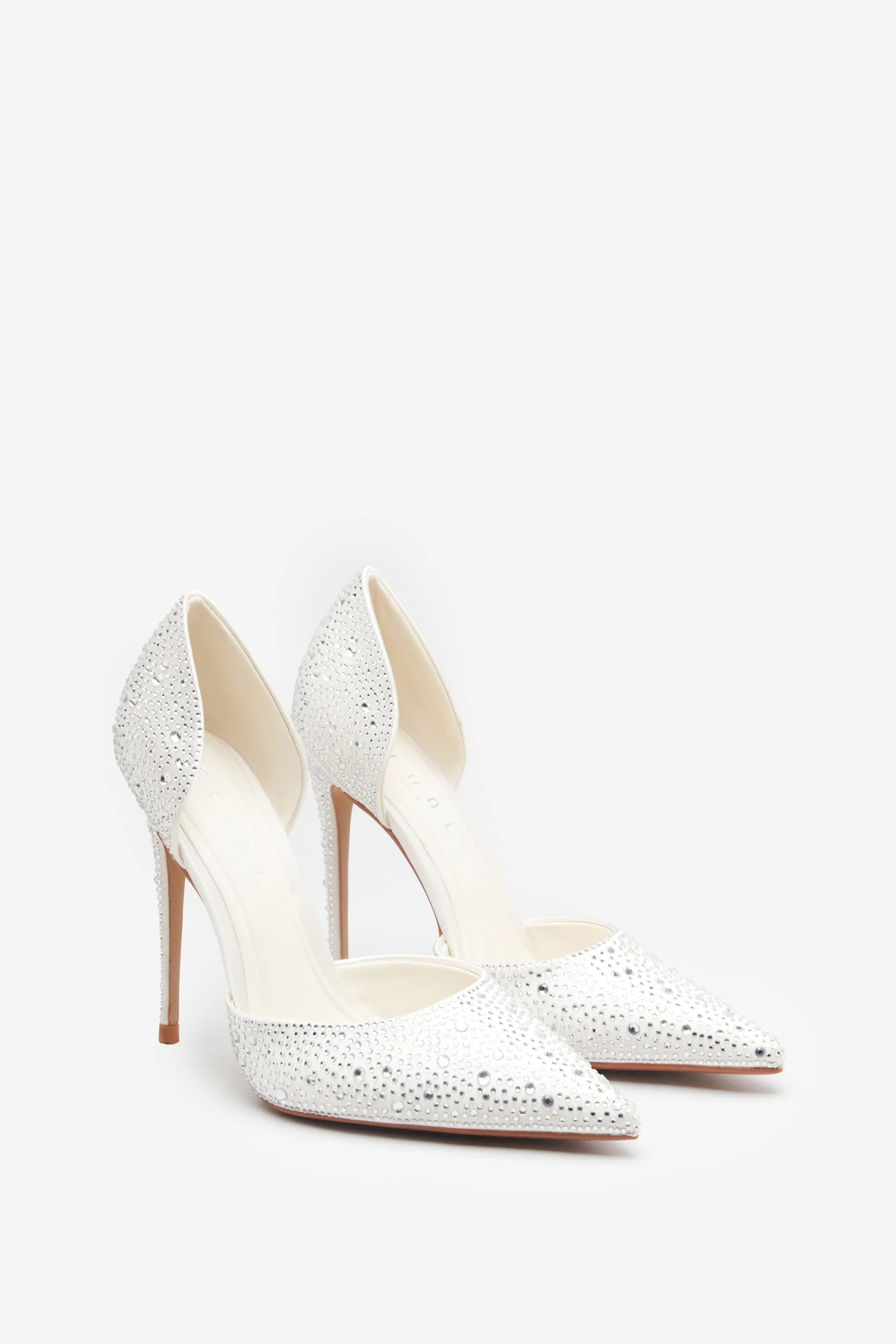 Catcher | Ivory Diamante Pointed Court Heels