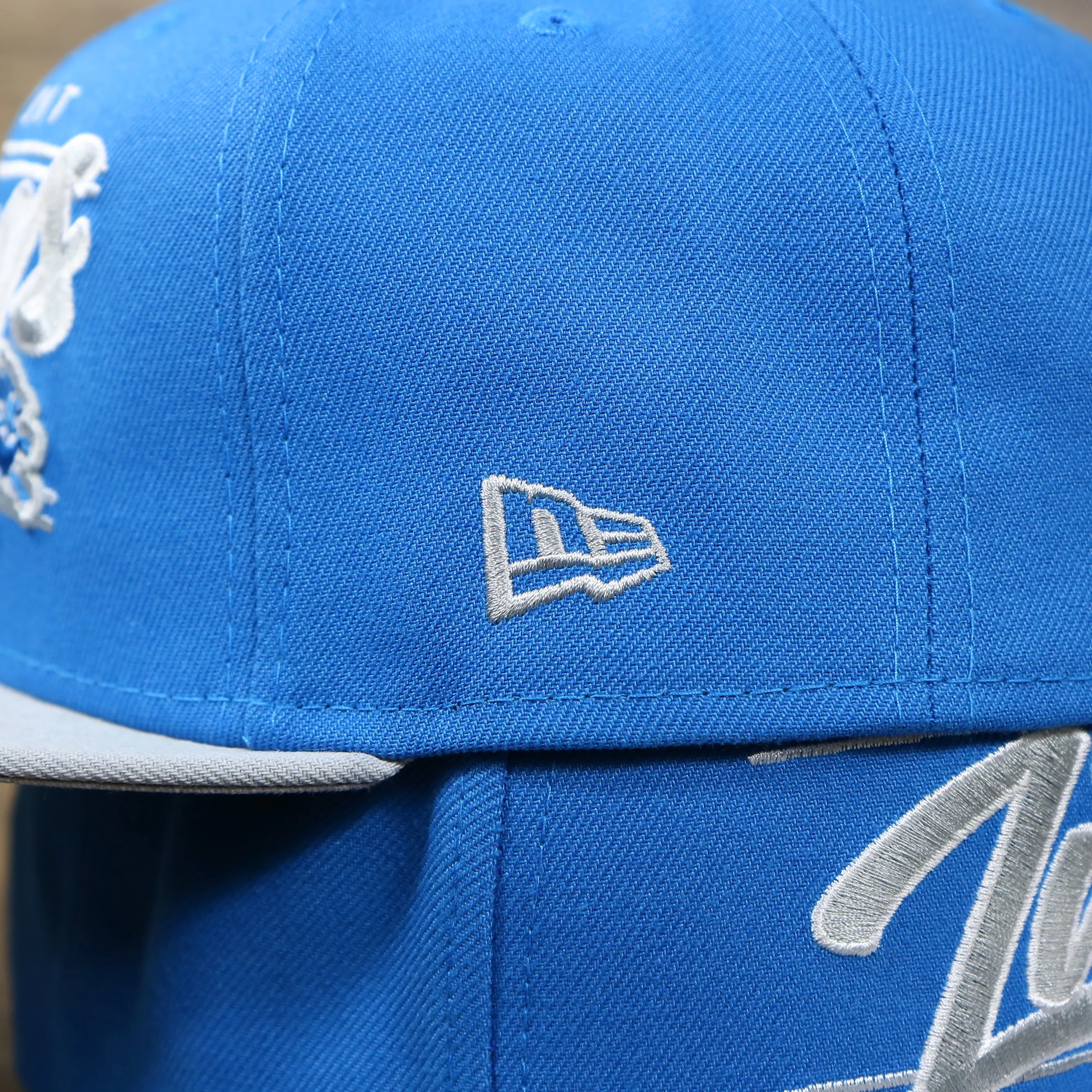 Detroit Lions Team Script College Bar Gray Bottom 9Fifty Snapback | Blue and Gray Snap Cap