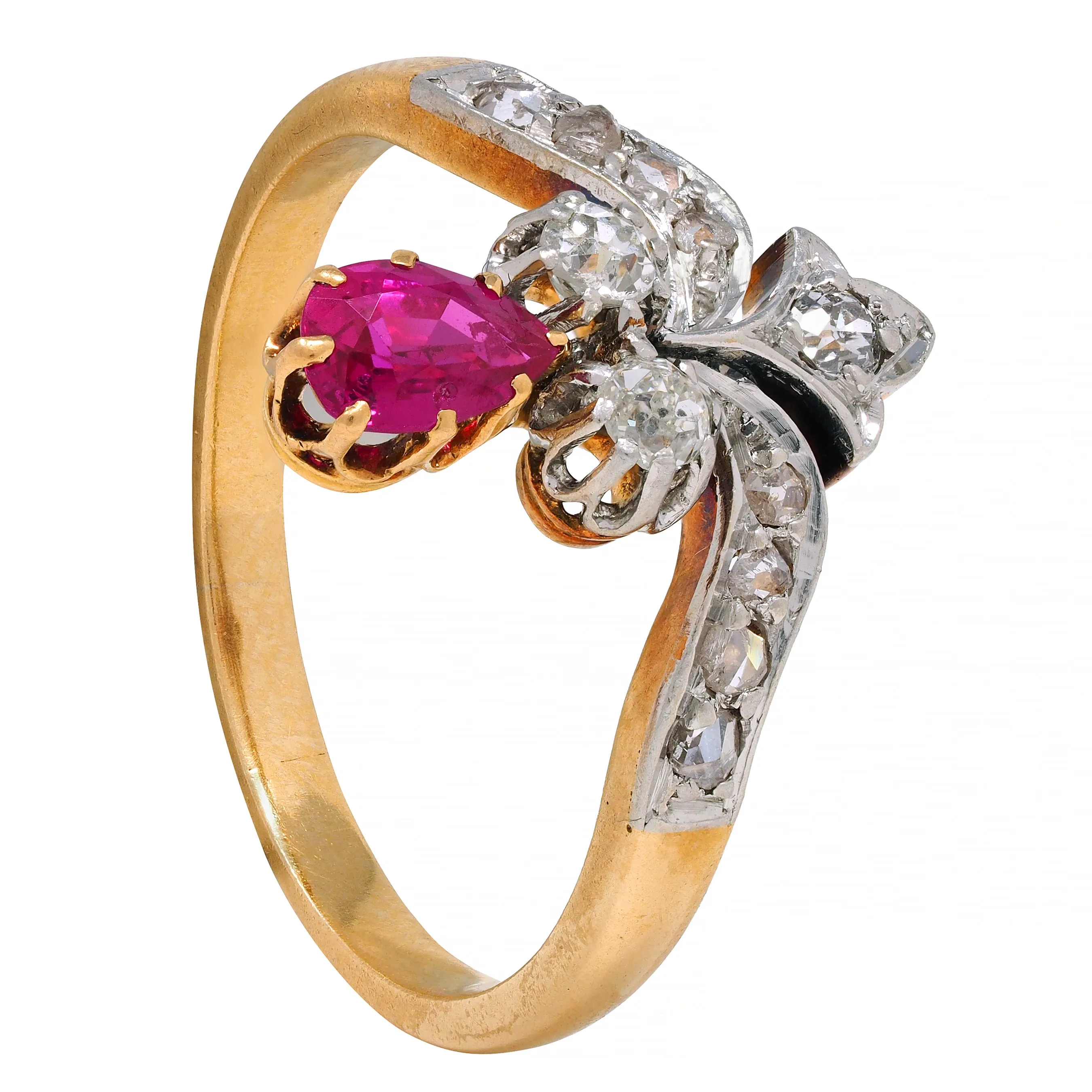 French Victorian Ruby Diamond Platinum 18 Karat Yellow Gold Fleur-De-Lis Antique Ring