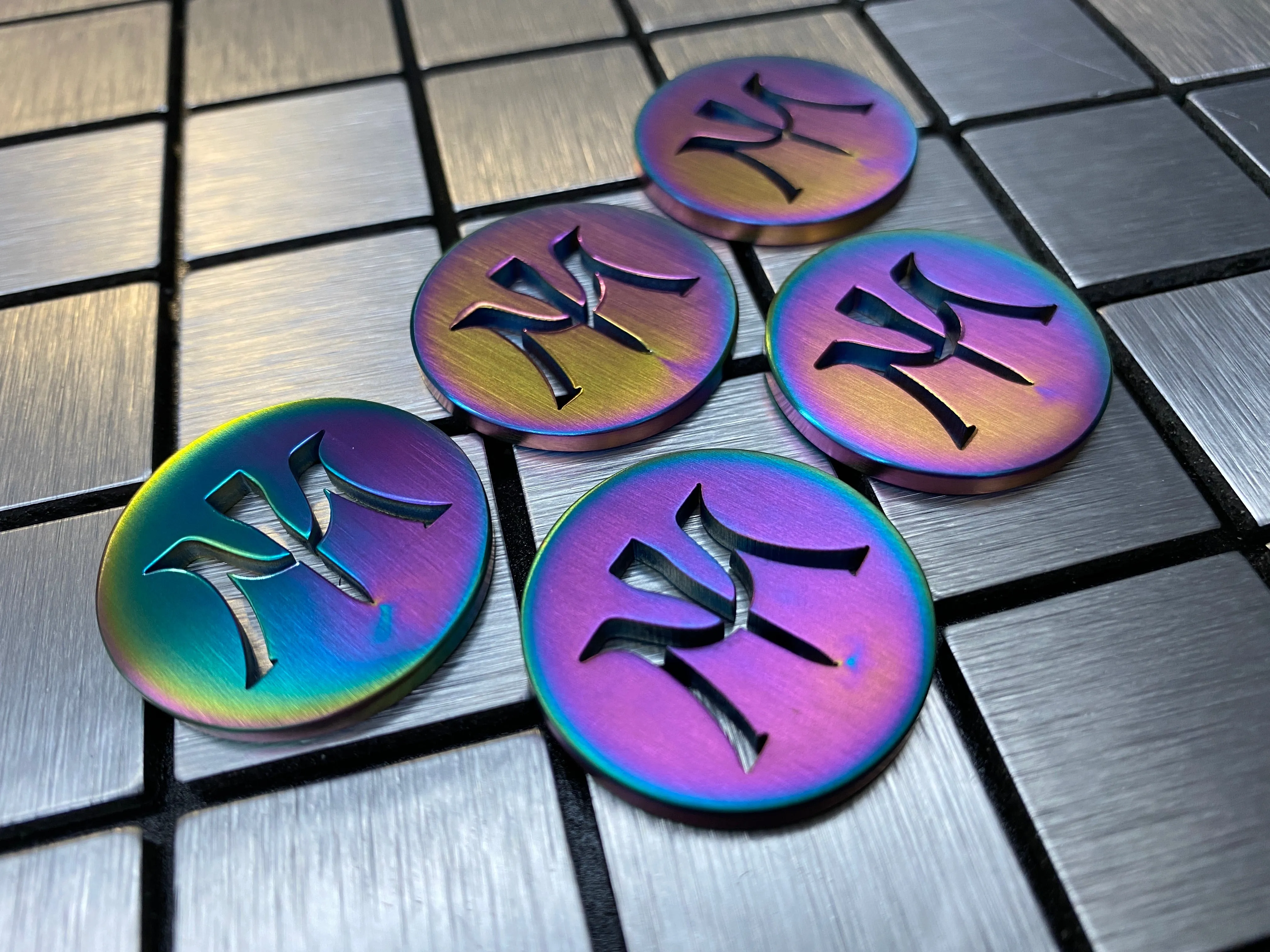 Miura Golf Ball Marker 5 Chromatic