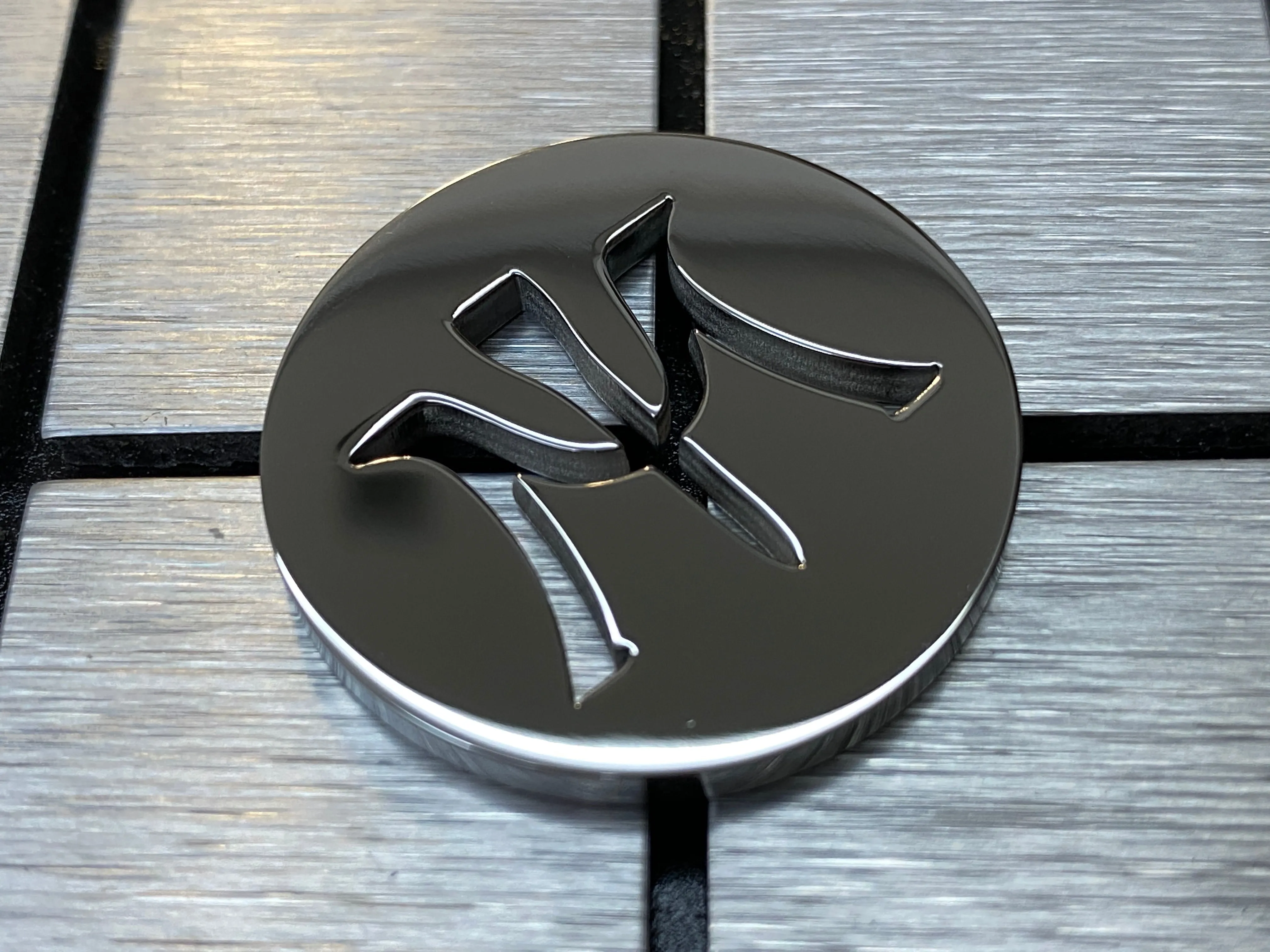 Miura Golf Ball Marker 5 Mirror Chrome