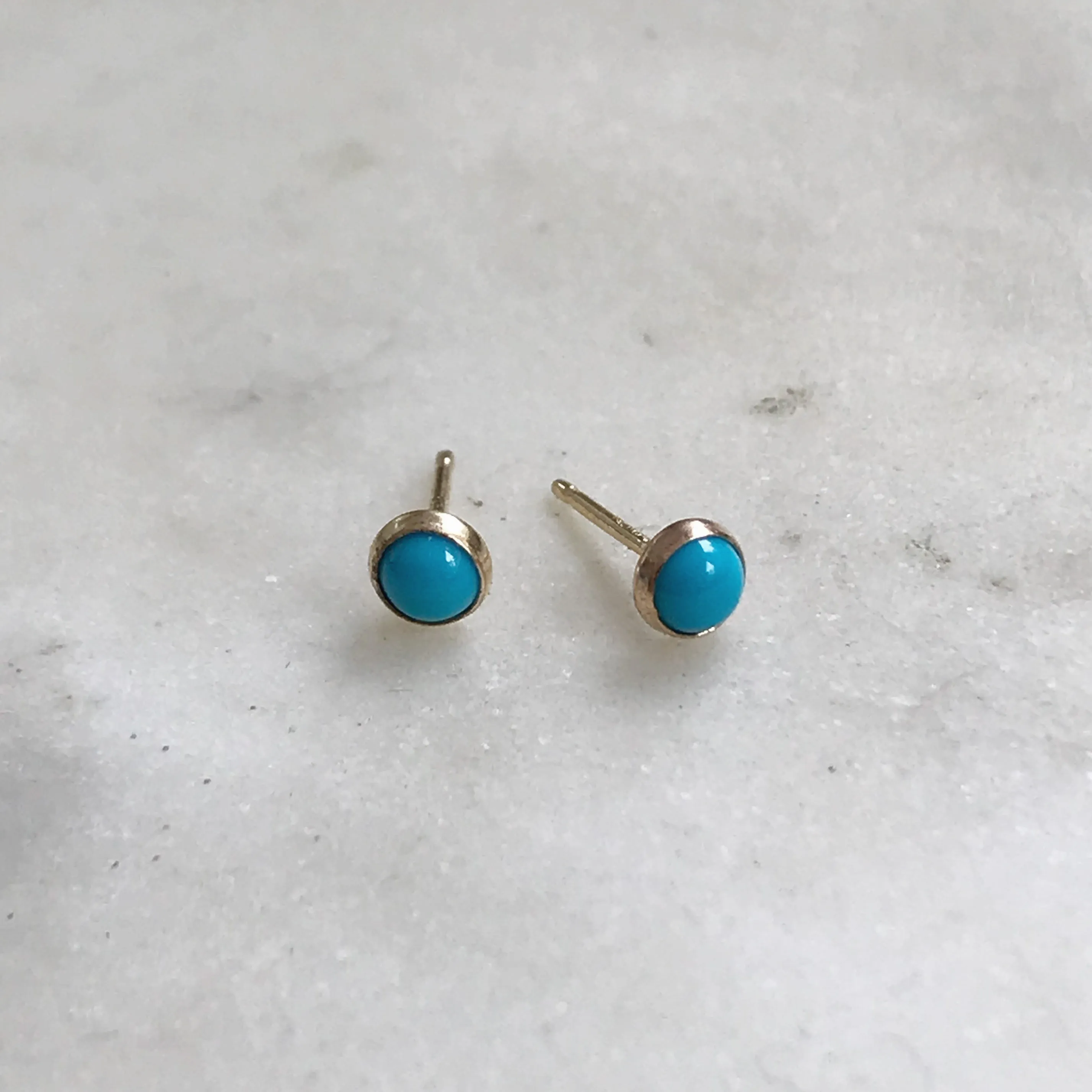 STUDS — TURQUOISE