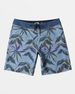 Sundays Pro 19 Boardshorts - Washed Blue