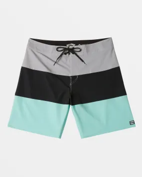 Tribong Pro 18 Boardshorts - Night