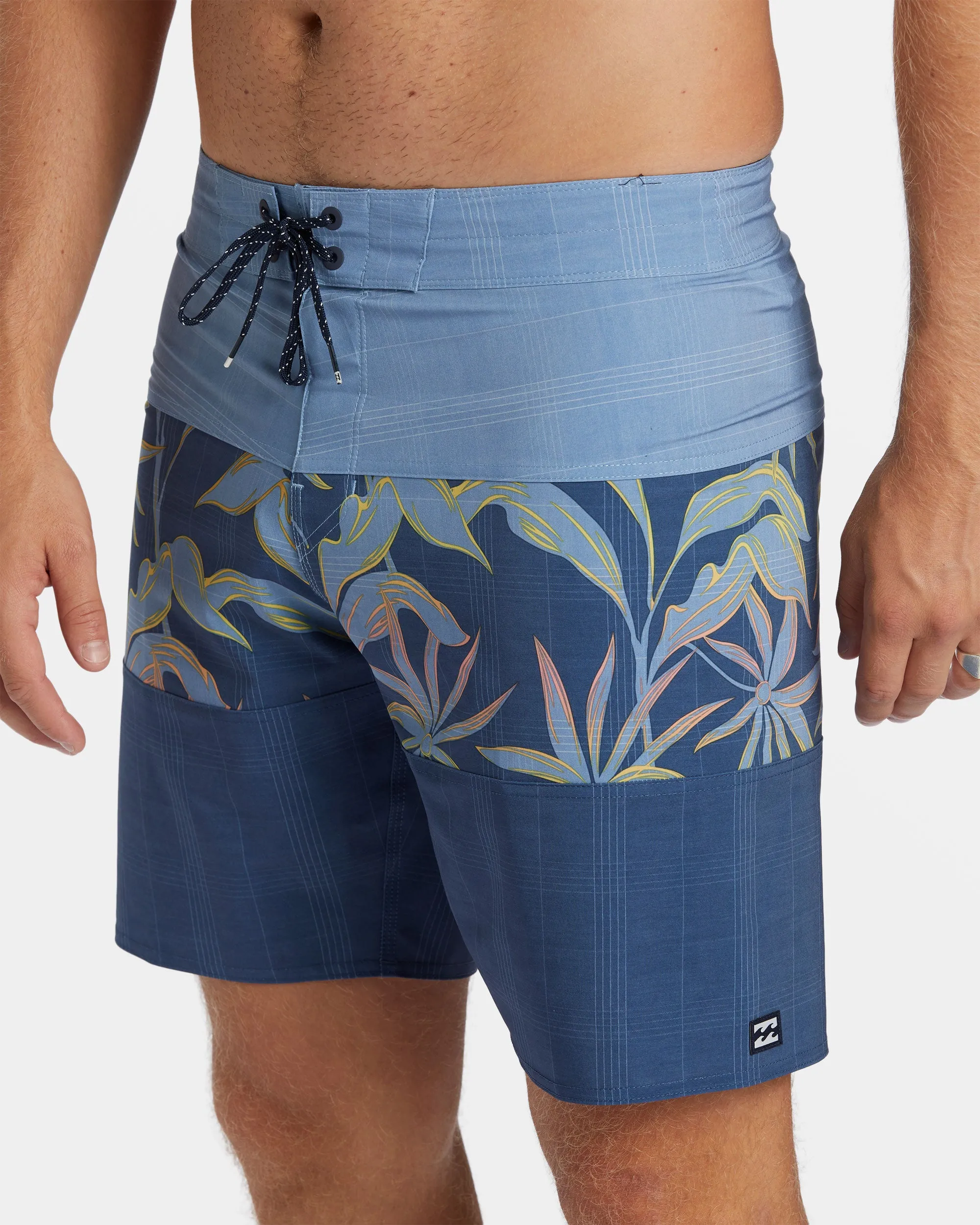 Tribong Pro 18 Boardshorts - Washed Blue