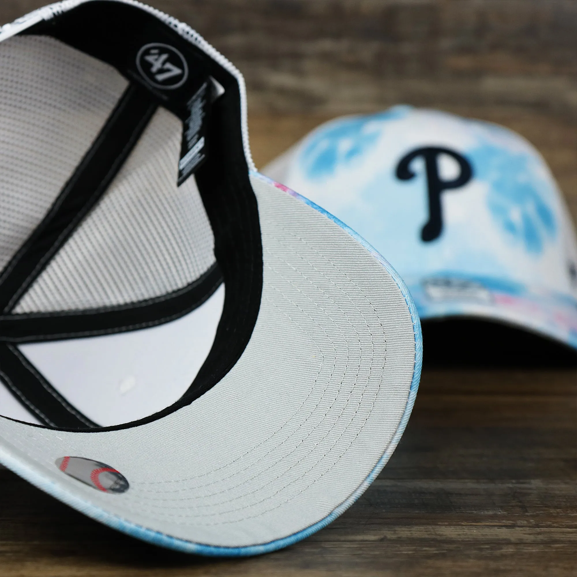 Women’s Philadelphia Phillies Tie Dye Print Gray Bottom Mesh Trucker Hat | White Mesh Snapback